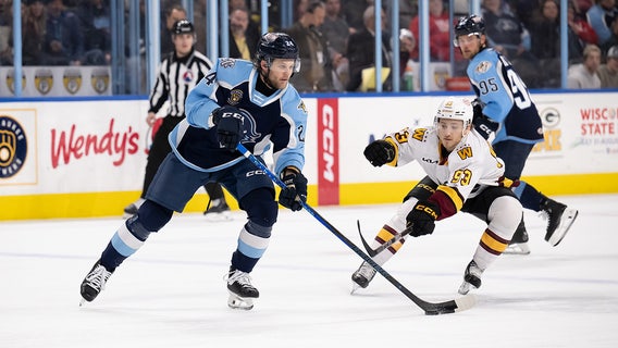Milwaukee Admirals top Chicago Wolves 3-1