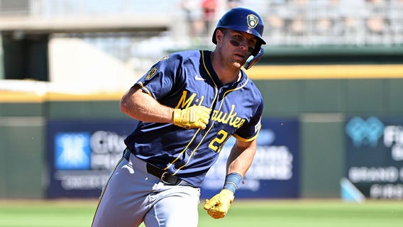 Brewers trade Brewer Hicklen to Tigers for cash