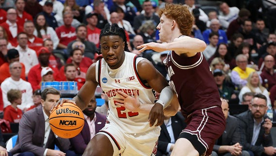 NCAA Tournament: Wisconsin Badgers beat Montana in first round
