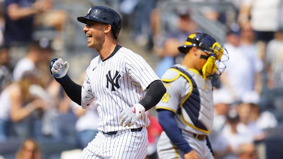 Yankees set home run record, Brewers lose in New York