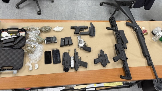 Milwaukee police chase; man arrested, drugs, guns recovered