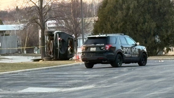 West Allis rollover crash; 17-year-old dead, 2 others hurt