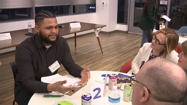 Financial mentorship program: Milwaukee teens find value