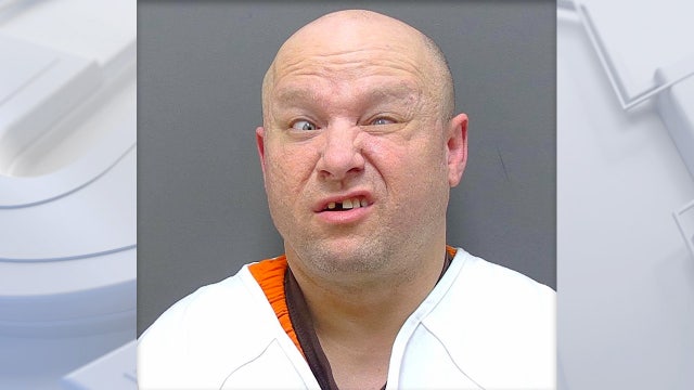 Racine registered sex offender violation, man accused