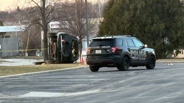 West Allis rollover crash; 17-year-old dead, 2 others hurt