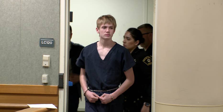 Caledonia homicide; teen accused of stabbing mom bound over for trial