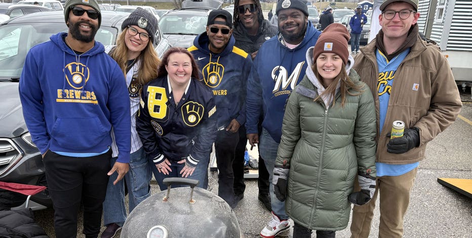 2025 Milwaukee Brewers home opener: Photos of tailgating fans