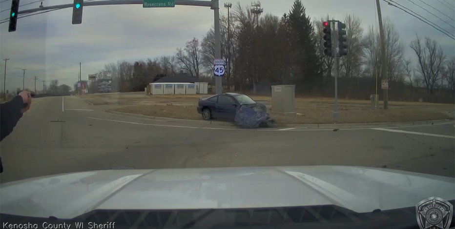 Kenosha County pursuit into Illinois ends with crash, arrests