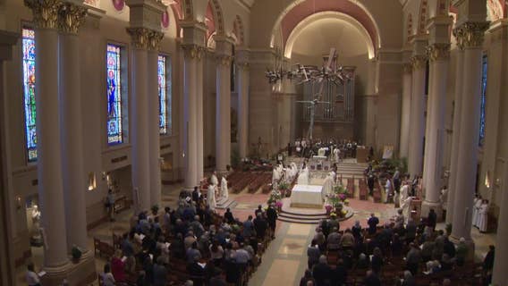 Pope Francis: Milwaukee Catholics celebrate memorial Mass
