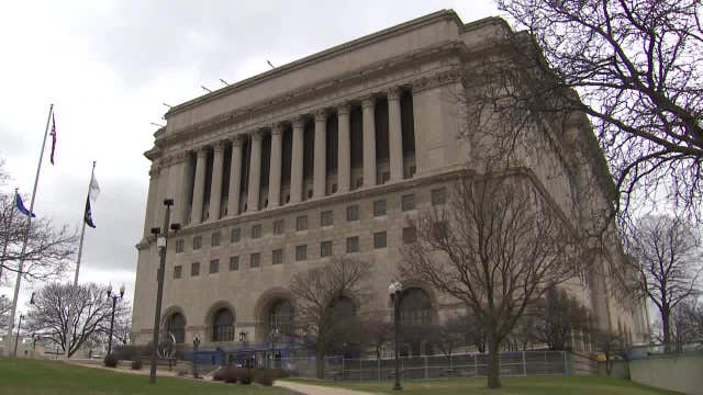 Milwaukee County Courthouse ICE arrests raise justice concerns