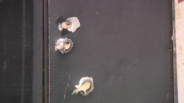 Milwaukee fatal shooting; 2 dead, persons of interest sought