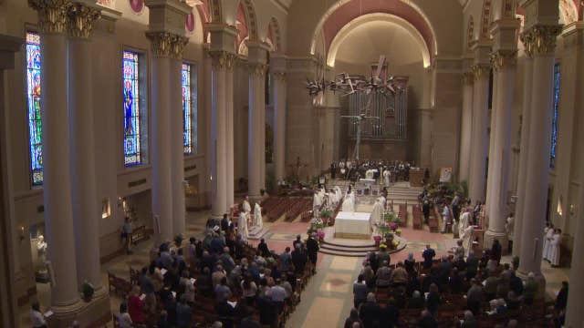 Pope Francis: Milwaukee Catholics celebrate memorial Mass