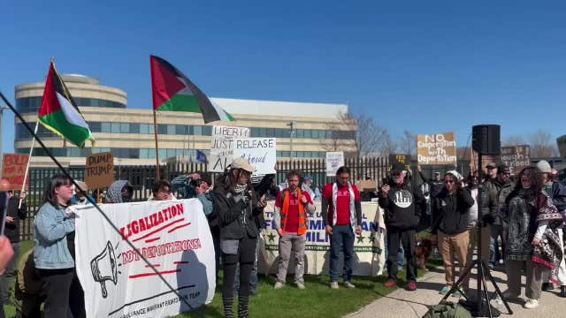 Milwaukee County Judge Dugan arrested; protests outside FBI