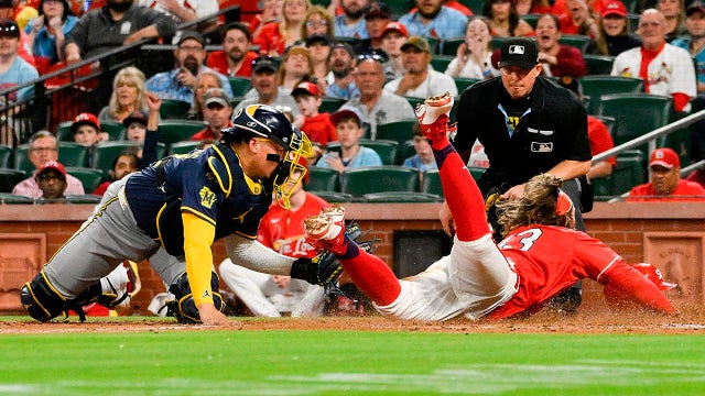 Brewers lose to Cardinals, Mitchell leaves game with oblique tightness