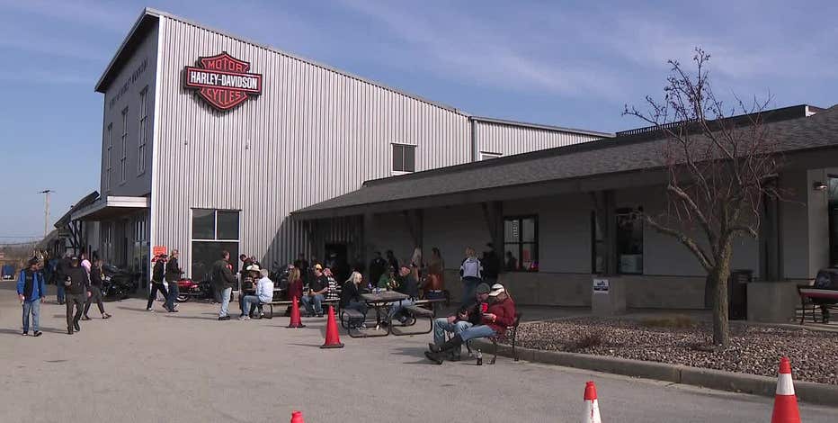 Harley-Davidson leadership changes, dealer celebrates customers