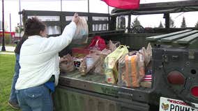 Oconomowoc food drive, VFW 'Fill the Humvee' event benefits pantry