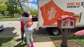 Milwaukee Little Free Library once vandalized, now replaced