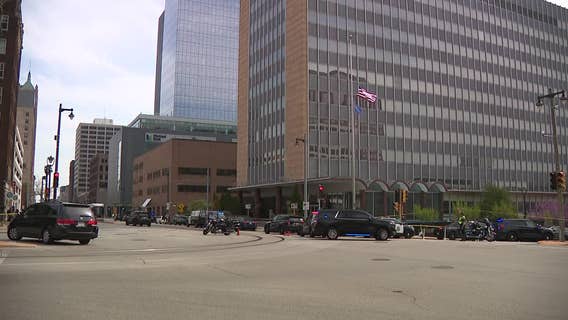 Milwaukee City Hall, Zeidler Building lockdown communication issues