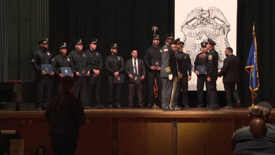 Milwaukee police ceremony honors officers who went above and beyond