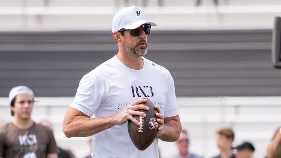 Aaron Rodgers speaks out against trans athletes in women's sports