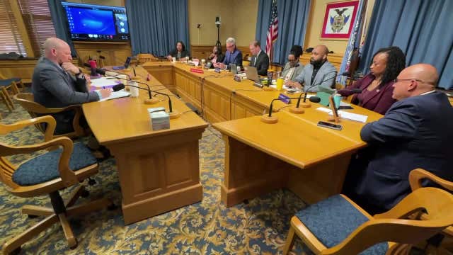 Milwaukee City Hall lockdown; leaders drill into communication chaos