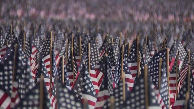 Milwaukee Memorial Day tribute; volunteers place flags at Veterans Park
