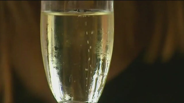 Champagne, white wine could lower risk for sudden cardiac arrest
