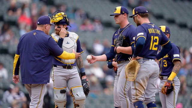 White Sox blank Brewers, Craig Yoho struggles in relief