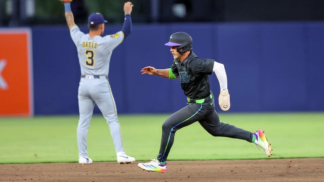 Milwaukee Brewers fall to Rays, Pat Murphy ejected