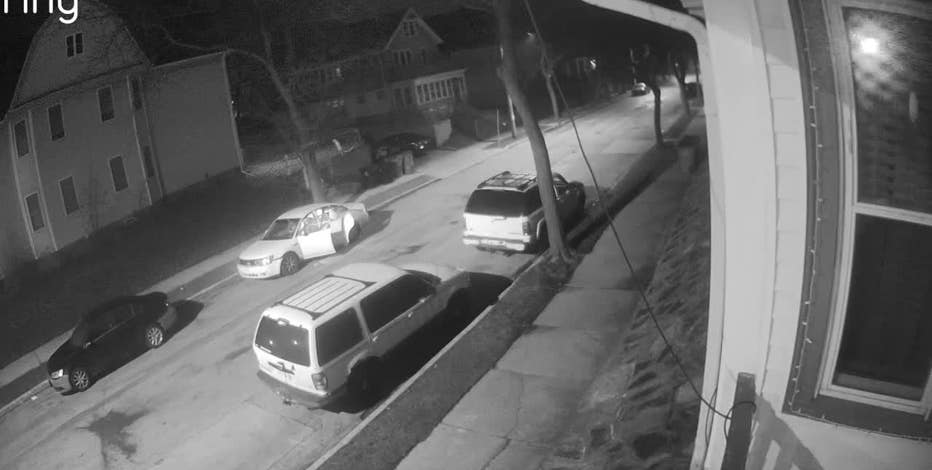 Milwaukee fatal shooting near Washington Park; 17-year-old dead