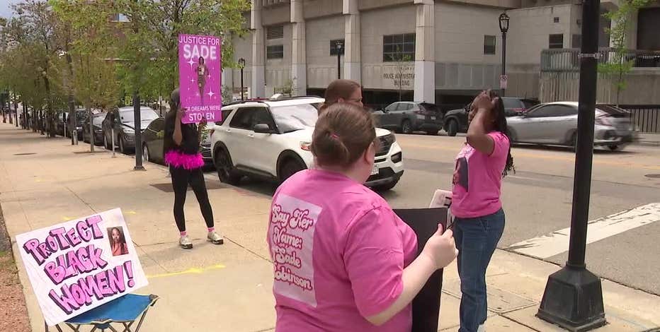 Sade Robinson homicide: Supporters gather amid Maxwell Anderson trial
