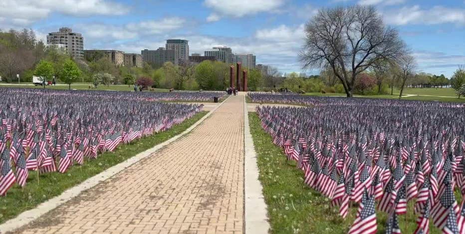 Milwaukee Veterans Park Field of Flags honors Wisconsin's fallen