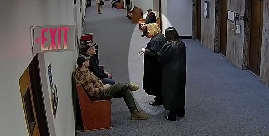 Video: Milwaukee County Judge Dugan, undocumented man at courthouse