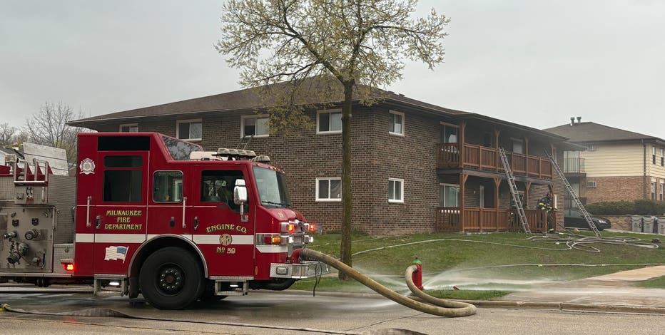 Milwaukee apartment fire, 85th and Fairy Chasm; Red Cross assisting