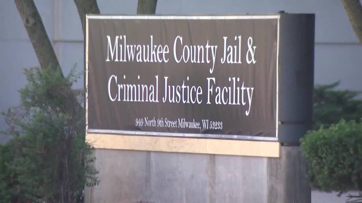 Milwaukee County Jail in-custody death, 45-year-old man dead