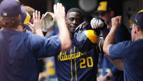 Brewers beat Reds; Collins hits 3-run homer, Chourio and Cameron belt 2-run shots