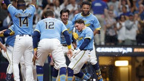 Brewers beat Padres, Caleb Durbin hits walk-off home run