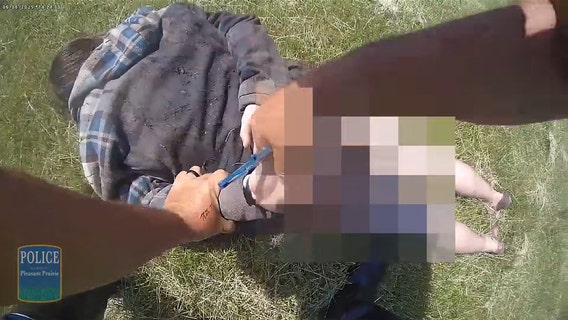 Pleasant Prairie police arrest 'unclothed' sex offender