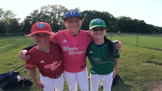 Menomonee Falls girls make 'a league of their own' with baseball