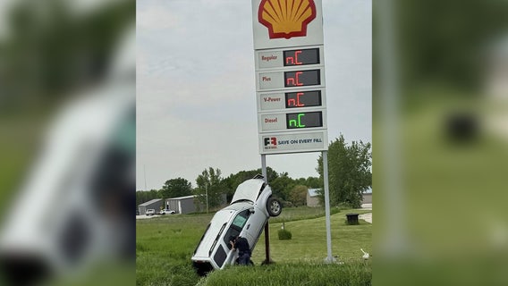 Manitowoc County chase, crash; wanted Milwaukee man arrested