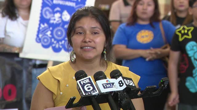 Milwaukee teacher's aide self-deports to El Salvador