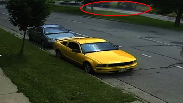 Milwaukee police chase, crash at 25th and Lisbon caught on camera