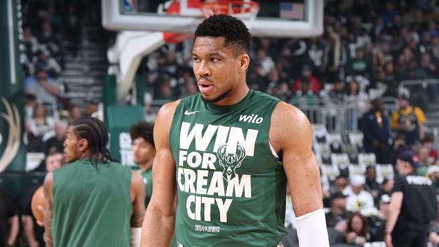 Bucks' Giannis Antetokounmpo shows off 4-word message on guns
