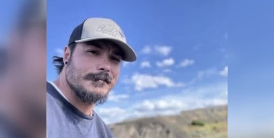 Pewaukee native wanted after 3 daughters found dead in Washington