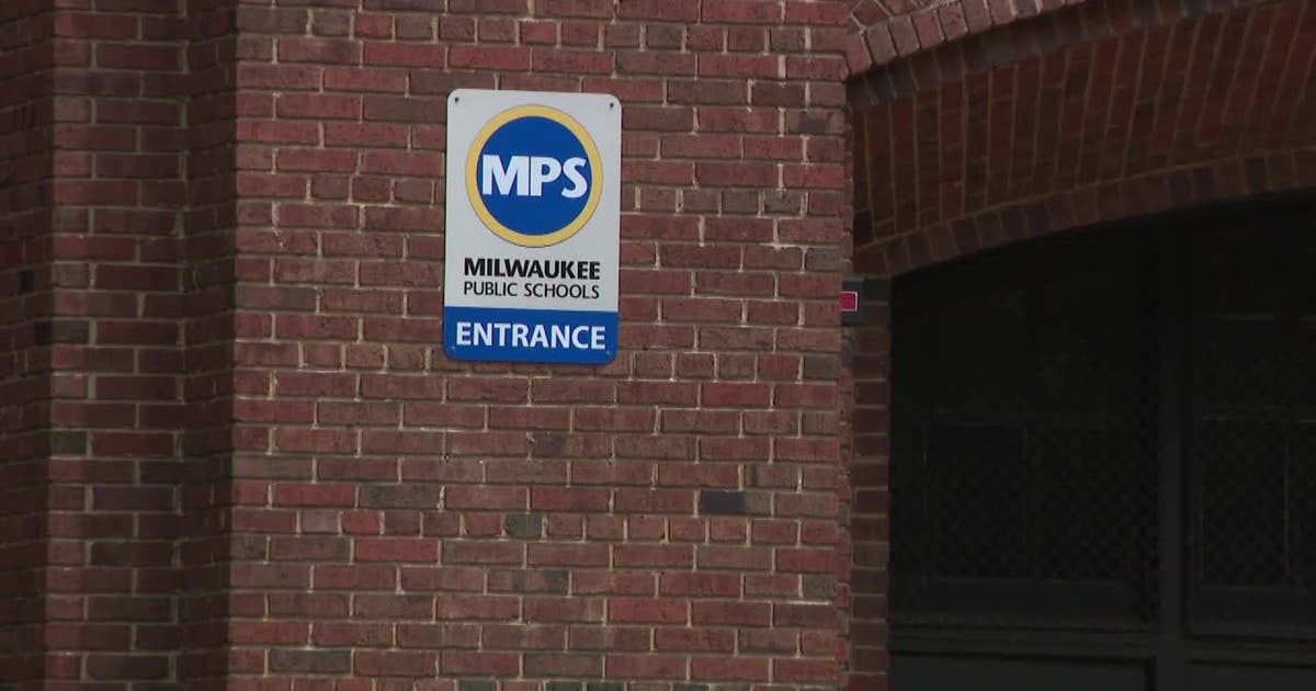 Mps Sign MPS lead crisis; officials optimistic ahead of new school year | FOX6 ...