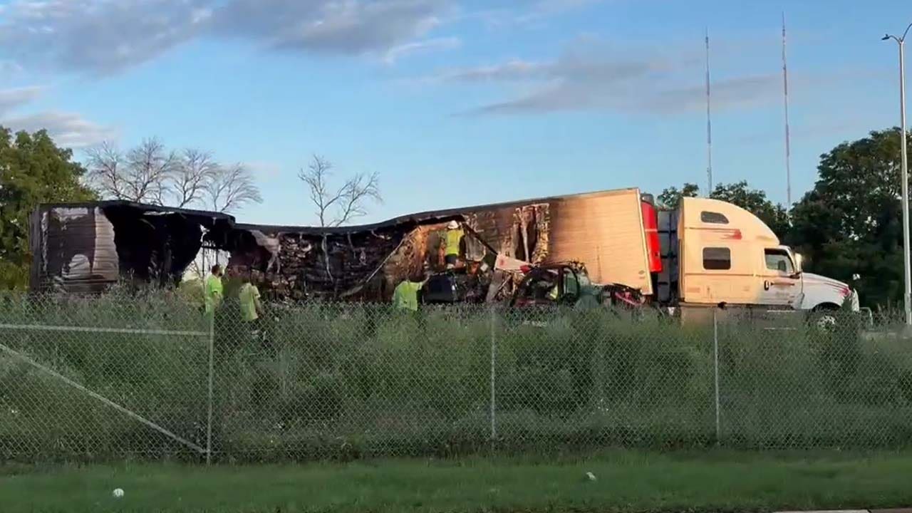 Milwaukee County highway semi fires; I-43 northbound, Highway 100 backups