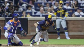 Brewers lose to Mets after 37 minute rain delay
