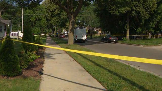 Milwaukee shootings Wednesday; 2 dead, 2 wounded