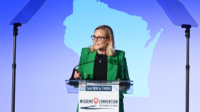 Wisconsin governor race; Democratic secretary of state won't run