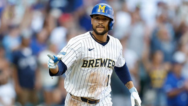 Brewers beat Marlins, Perkins delivers winning hit